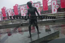 铜像, 展示千年瓷都-景德镇， 手工陶瓷是如何制作以及过程 2视频封面
