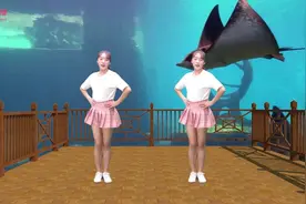 精选广场舞《感觉自己萌萌哒》，原创舞步简单易学，好听好看