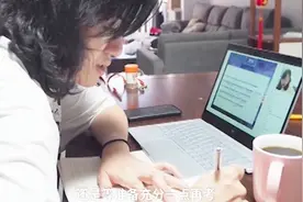 厉害了！38岁妈妈和儿子同高考，妈妈成绩出来碾压众人视频封面
