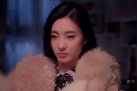 女总裁购物成瘾，男友给她报班学习，她却气的扭头就走