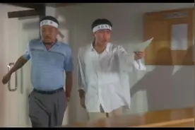 不是我针对谁，在座的。。。。。。，原来这个段子是这么来的。视频封面
