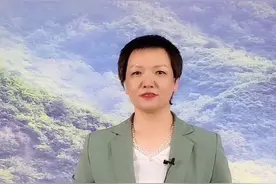 为什么年纪大的人喜欢背着手走路呢？视频封面