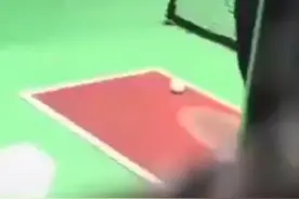 就感觉梦中被人踢了一脚视频封面