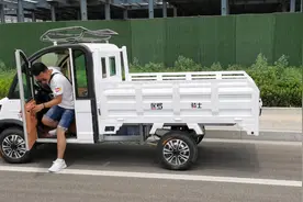 2米车厢电动车，摆地摊超过宝马车视频封面