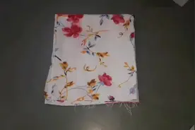 家里没用的碎花布，拿来给宝宝制作漂亮衣服！一起来动手做吧！