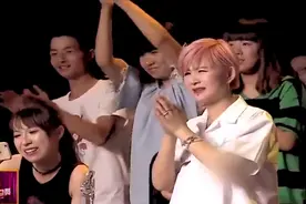 农村大姐上央视，表演绝活吓傻观众，这绝活也太牛了视频封面