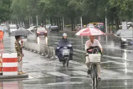 台风利奇马影响天津，12日下午到夜间强降水，市民应注意安全避风视频封面