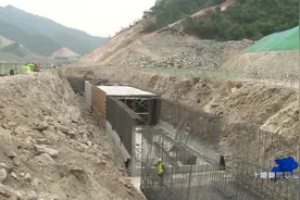 汉十高铁十堰境内工程建设进展顺利北站配套项目预计11月完工视频封面