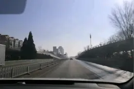 疫情下的天津河东区中山门大型公交枢纽是啥状况？看津塘路街景！视频封面
