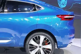 丰田卡罗拉1.6手动，现在买多少钱？视频封面