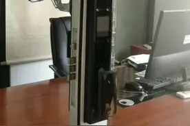 高端精品人脸识别加可视猫眼全自动智能指纹锁视频封面