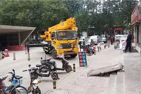 今天给商户装个空调，雇了一个吊车半小时看看花了多少钱