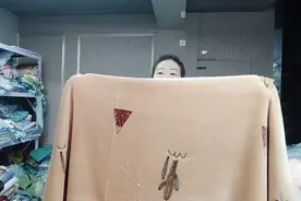 巴黎绒毛毯马上接近尾声啦颜色都好看 质量好绒脂细性价比高59元