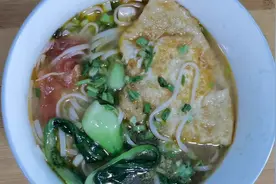 西红柿鸡蛋面怎么做才好吃，你会做鸡蛋面吗，挂面怎么做才好吃视频封面