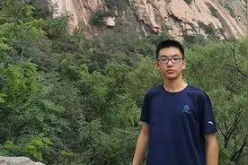 广西理科高考状元730分2门满分，关键是他长得太帅了视频封面