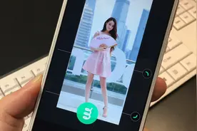 打开手机这个功能，照片秒变大长腿，立马人气大增视频封面