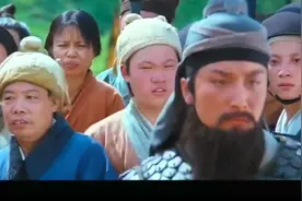 关羽:我读春秋的，怎么会看带颜色的书