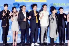 韩国人气演员朴炯植在6月入伍前拍摄第一部商业电影《陪审员们》