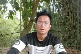 准备改行做快递小哥了 有没有想送快递的 看看需要准备些什么