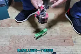 电动车碟刹选择什么样款式，刹车灵敏度高，配件通用，维修方便！视频封面