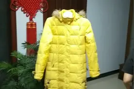 羽绒服不要花钱洗了 教你一招 在家轻松搞定 羽绒蓬松如新视频封面