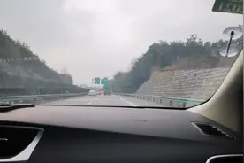 杭漂夫妻第一次开车回安徽过年，500公里开了9小时，堵车太难了