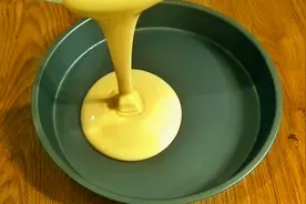 适合天热吃的点心，不用烤箱，不饧面不揉面，柔软筋道，香味扑鼻