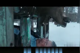 2020贺岁片：徐峥雪地寻母，遇大黑熊，母亲大喊来吃我，母爱伟大视频封面