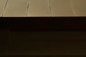 伊朗最高建筑物是德黑兰米德拉电视塔又被称为默德塔视频封面