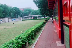 广州黄埔科学城光宝公司还是蛮大的，这里每天都有人在招聘普工