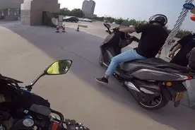 宗申赛科龙RT3大踏板，水冷250排量，无钥匙启动，极速能跑140码