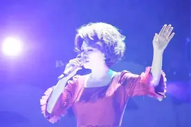 蔡琴成名曲，经典老歌《恰似你的温柔》，唱了8万多次却从未厌倦视频封面