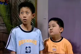 刘星：小雪姐姐，我好想啊，你快回来~别让我肚子叫起来~