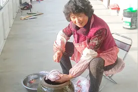 东北大妈手把手教你腌咸腊肉，详细讲解过程，你看了你也会视频封面