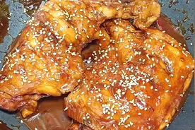 “可乐鸡腿”怎样做才正宗？只需简单3步，看大厨怎样做视频封面