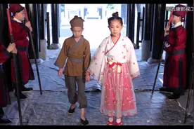 古装儿童剧《机智小县令》萌娃戏精，上演古装断案视频封面