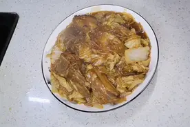 用排骨炖白菜粉条，营养均衡，好吃不腻视频封面