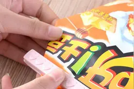 吃不完的零食容易坏，教你1招，将零食袋密封得很严实，不会坏掉