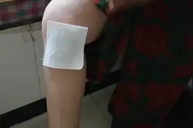 腿扭伤贴膏药沾到被子和衣服上很难清洗，终于试出来清洗办法了！视频封面