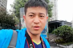 一日一城vlog：坐高铁从深圳到厦门，路过最繁华的中华城美女如云视频封面