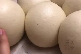 莲子不要只会煮水喝，试试这种做法，可以当早餐午餐和晚餐视频封面