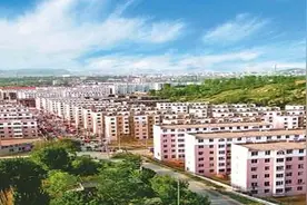 沈阳北部小城，房价一千多元商品房两千多，物价超低吃饭店真便宜视频封面