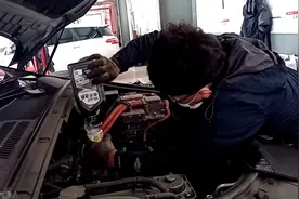 比亚迪唐DM保养换机油，原来混动车的发动机也需要定期保养的！视频封面