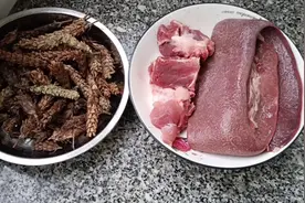 广东靓汤：夏枯草煲猪横脷，具有清热去湿，超好喝，我先收藏了