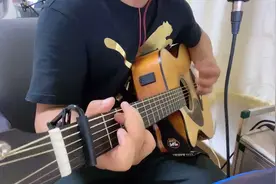 《鼓楼》。雷子写的歌是真好听，又朗朗上口。感冒刚好，鼻音很重