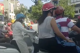 越南胡志明市街头，摩托车流蔚为壮观，美女骑摩托潇洒自如视频封面