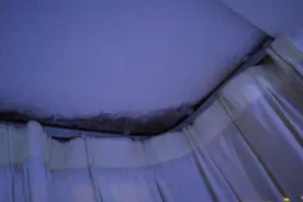 莒南裕盛嘉园，飘窗上边漏雨，物业说不归他们管，谁知道归哪里管