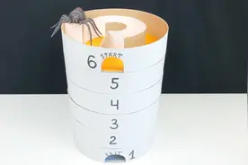 给仓鼠DIY了一个圆柱形迷宫，每一层都充满神秘色彩，富有挑战！