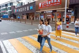 东莞清溪是中国2012首批“最美小镇 全国文明镇 中国最宜居城镇视频封面
