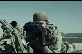 2000米外一枪命中，狙击手霸气侧漏视频封面